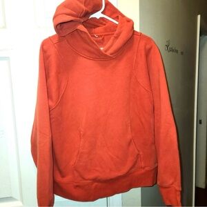 Lululemon loungeful hoodie size 10